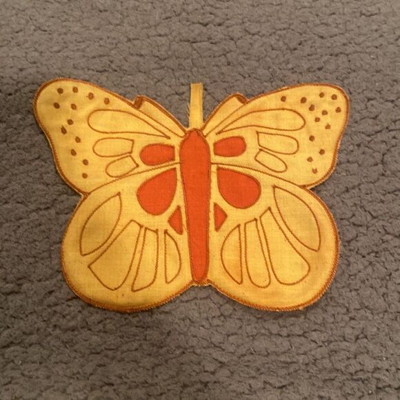 Vintage Butterfly Pot Holder Wall Hanger Set Of Two - Picture 2 of 15